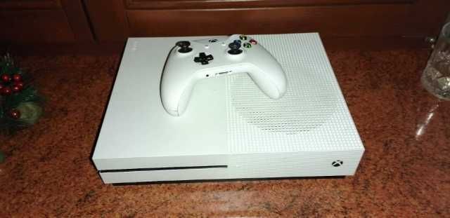Xbox one s 1t (mało używany)