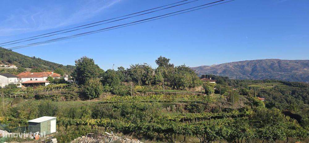 Terreno com viabilidade de construção em Gestaçô, Baião