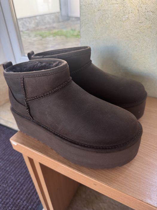 Uggs коричневые нобуковые! Оригинал.