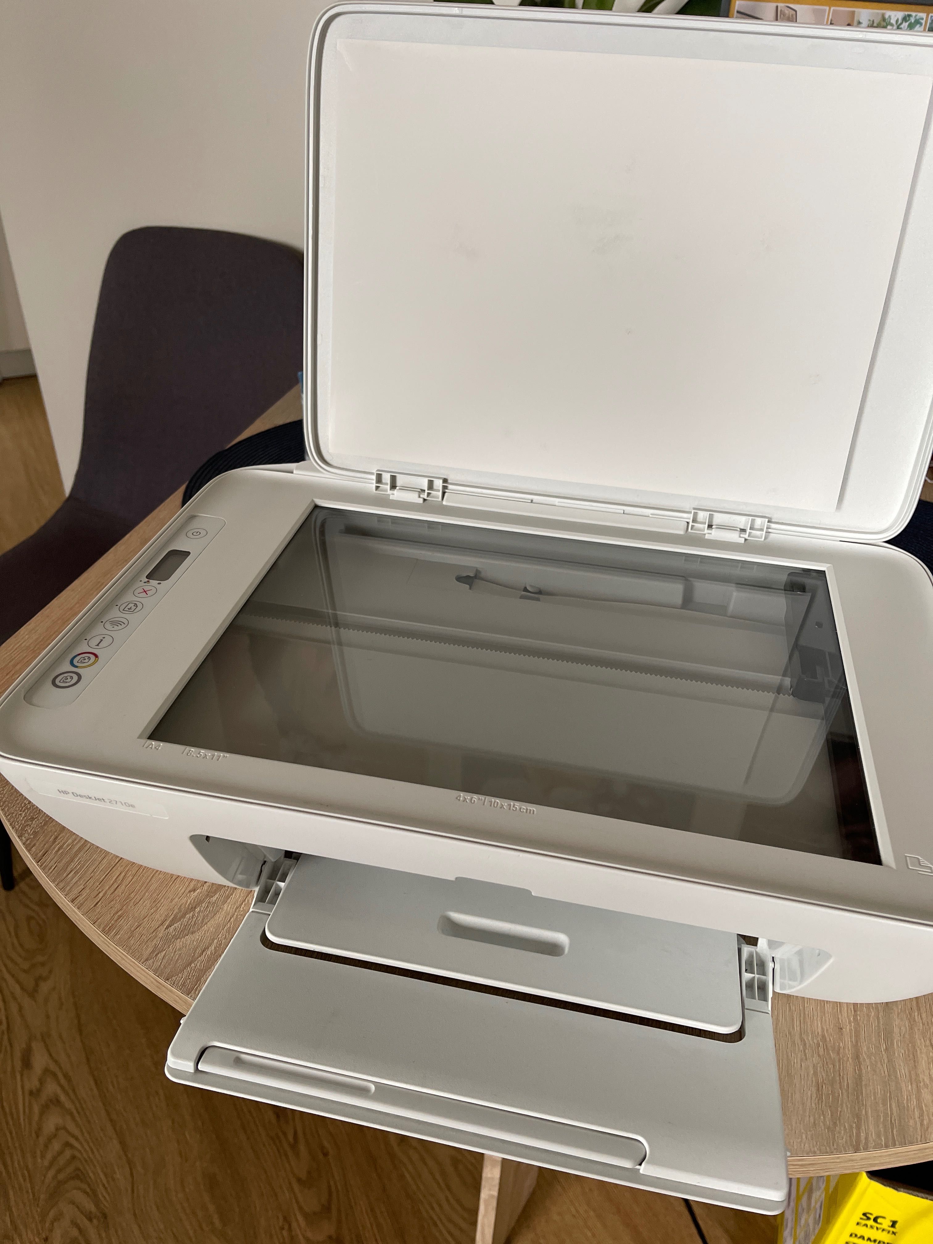 Drukarka HP DeskJet2710e