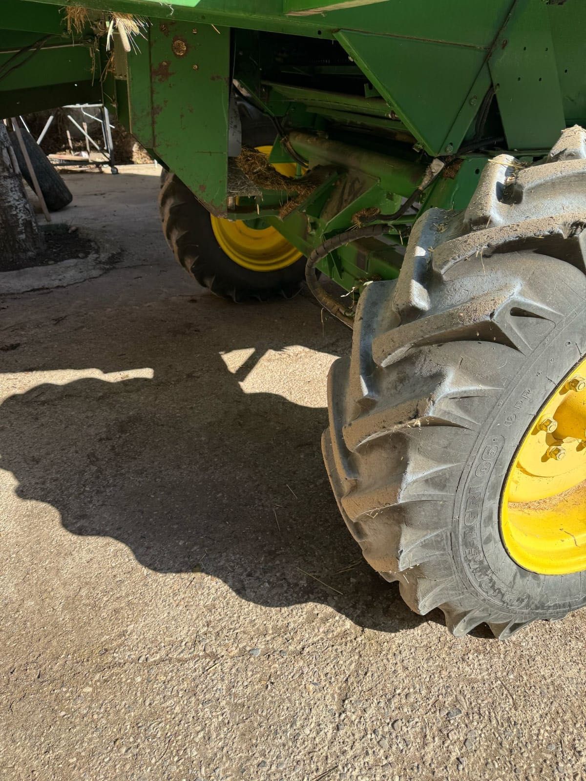 Комбайн John Deere