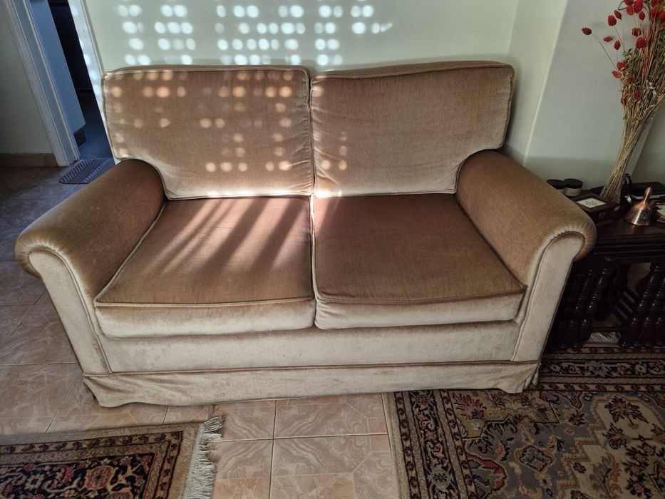 Sofa veludo 2 lugares