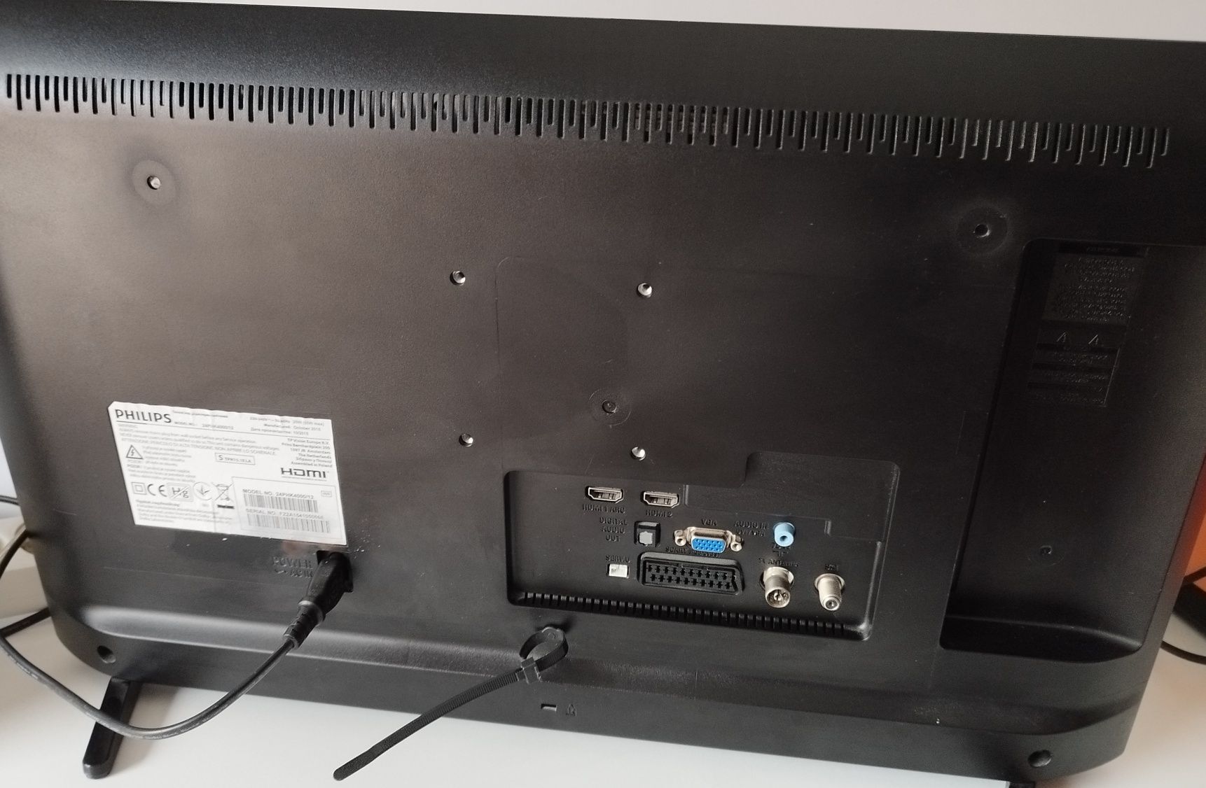 Telewizor Philips 24PHK4000/12, 24 cale