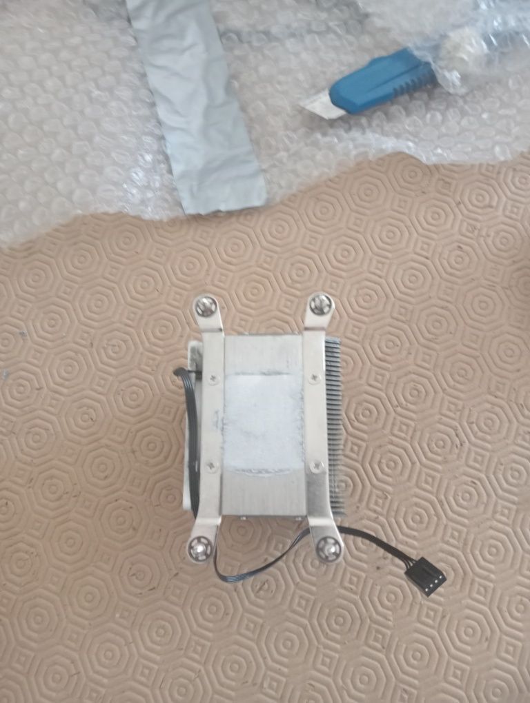 2 processadores amd. + Dissipador
