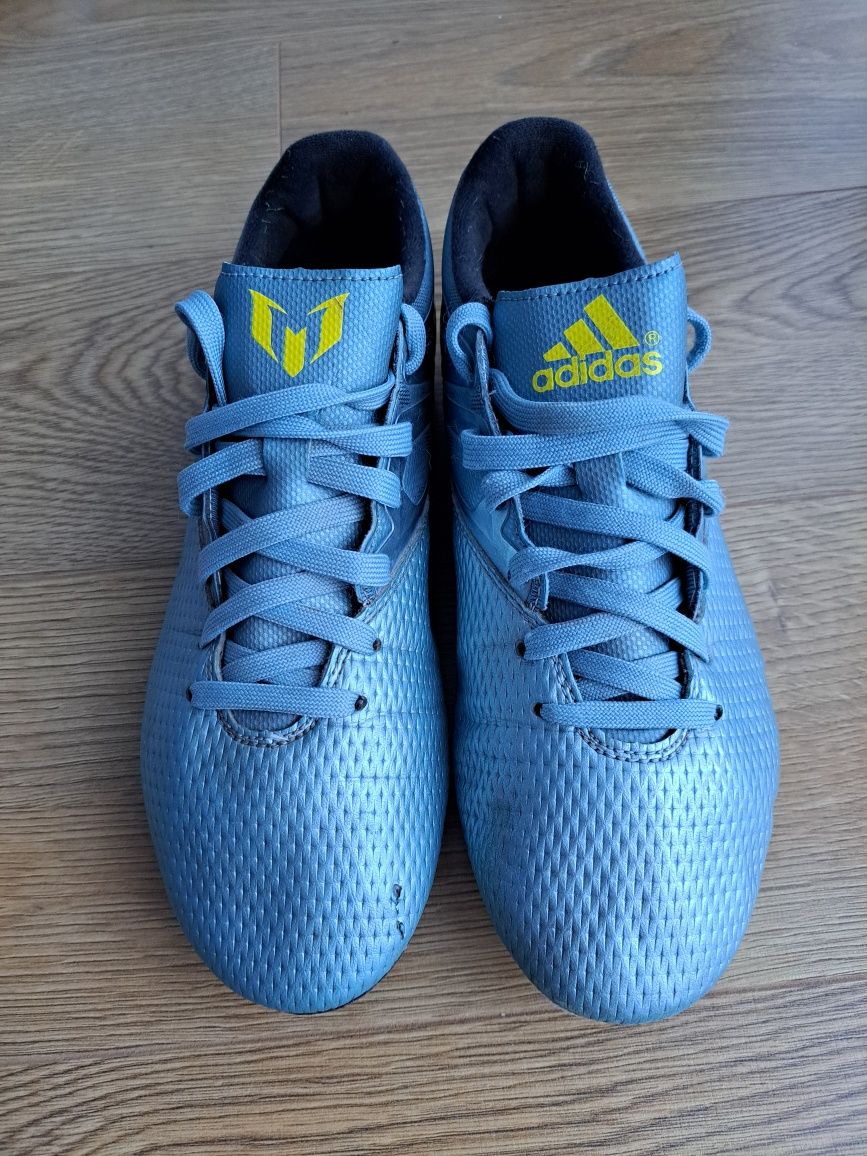 Buty do gry w piłkę 41 1/3 korki ADIDAS