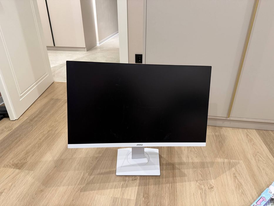 Монітор MSI 27” MAG 27QRFW
