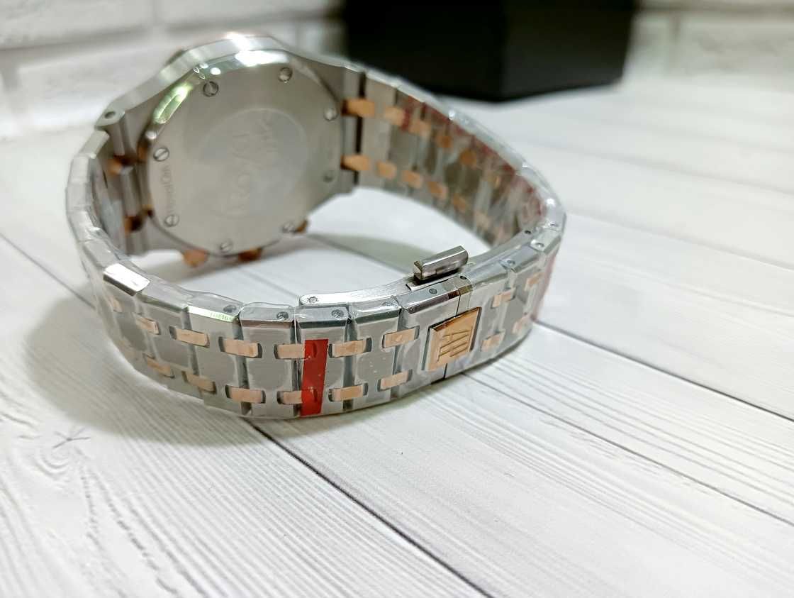 Чоловічий годинник Audemars Piguet AP Royal Oak хронограф.