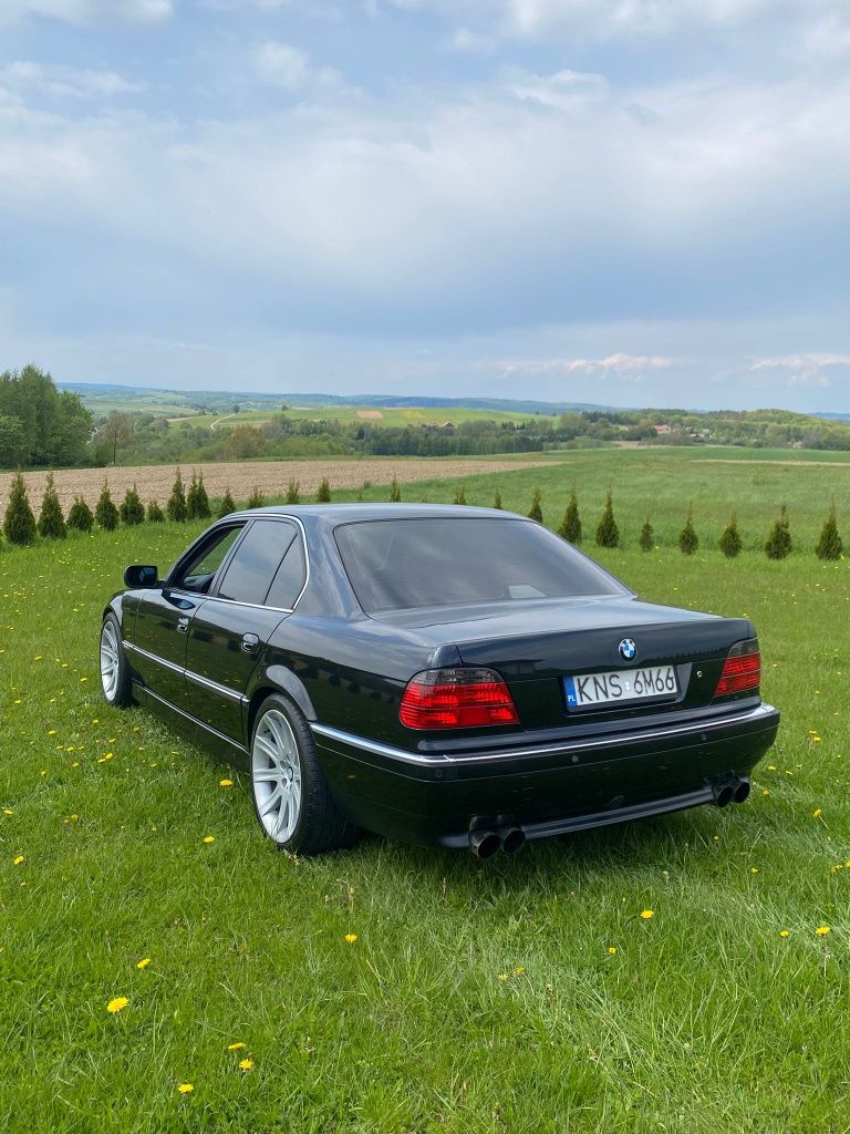 BMW e38 735i 98r