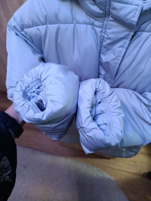 Куртка H&M жіноча