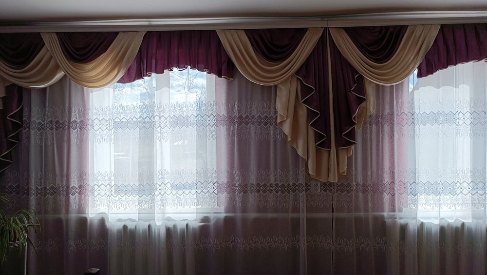 Продам лабрикени+ тюль