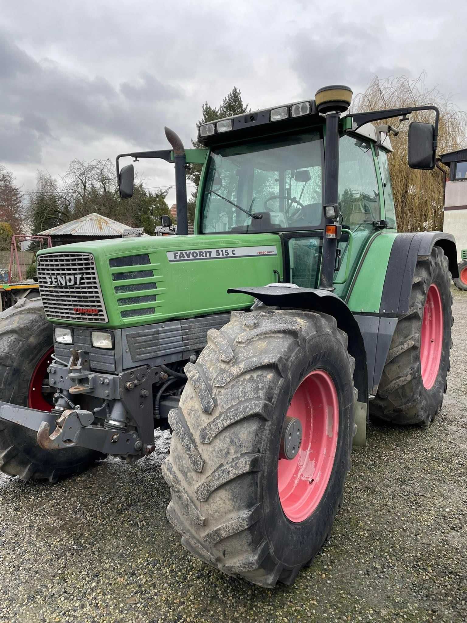 Fendt  Favorit 515 c