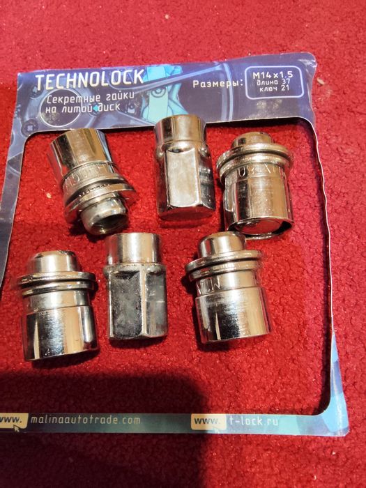 Секретки гайки на land cruiser 100 та ленд ровер