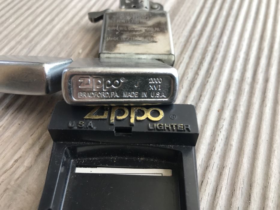 Zippo USA dezembro de 2000