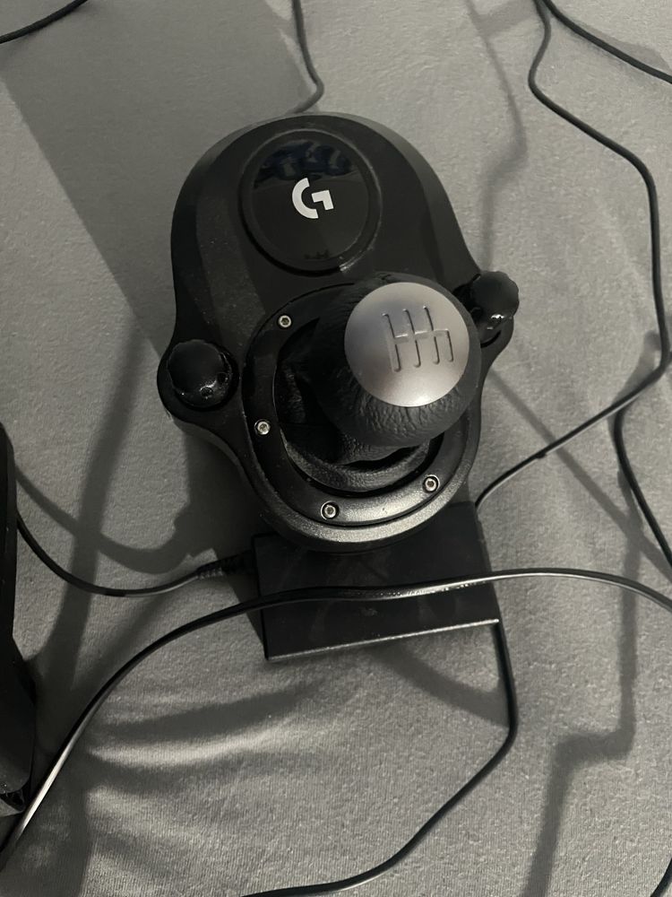 Kierownica LOGITECH G29 + Drążek zmiany biegów