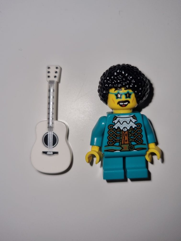 Rockowy Jacob w idealnym stanie wraz z gitarą