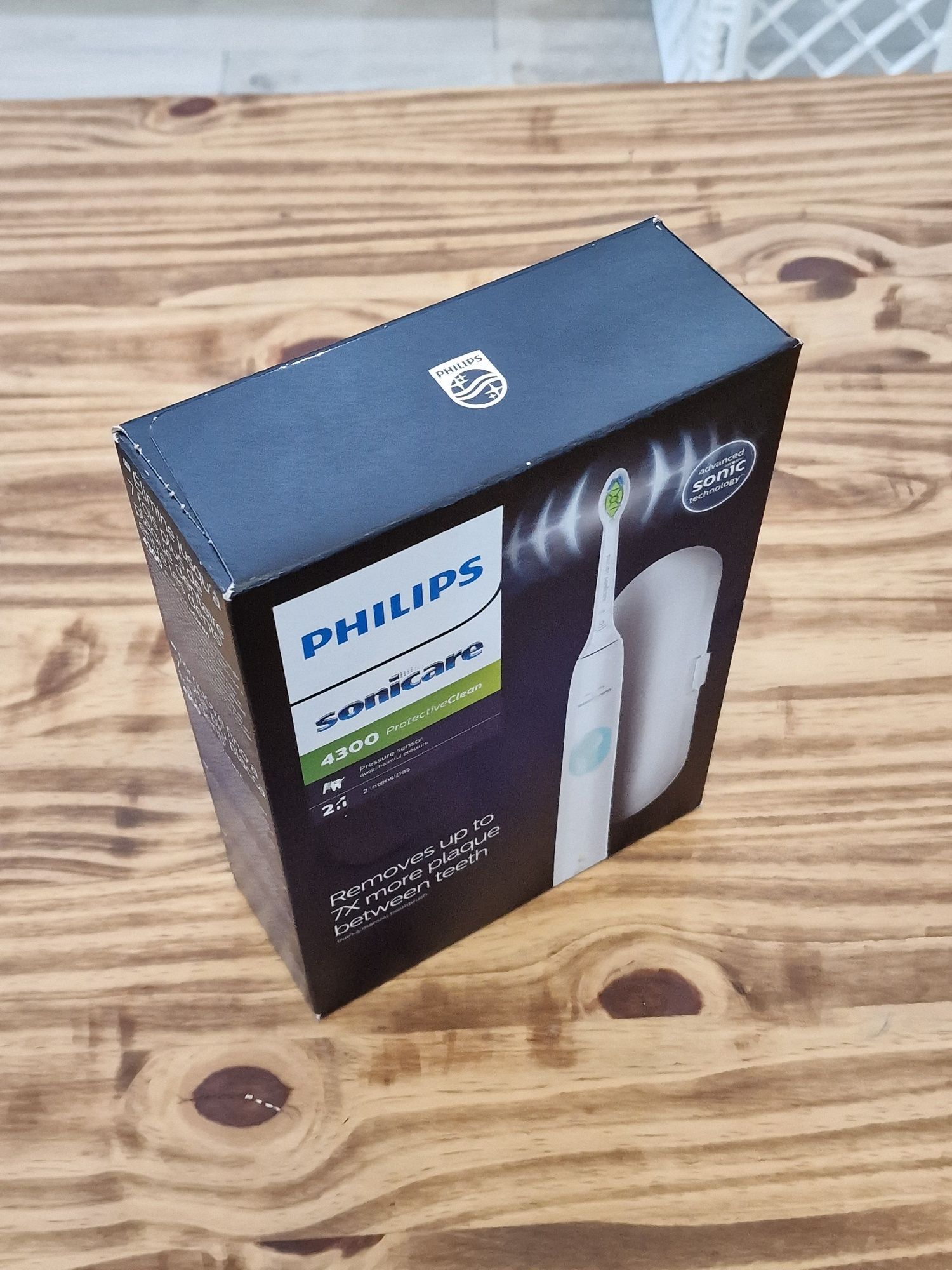 Nowa szczoteczka soniczna Philips Sonicare model 4300