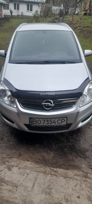 Продам автомобіль Опель Zafira