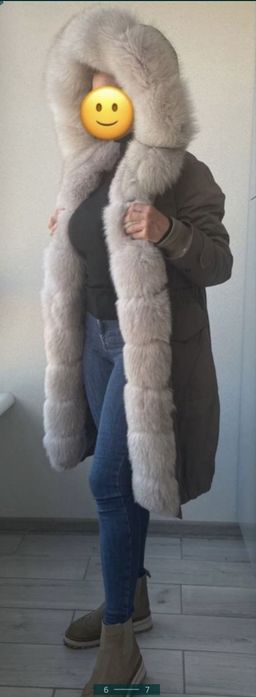 Шикарная парка. Натуральный мех.
