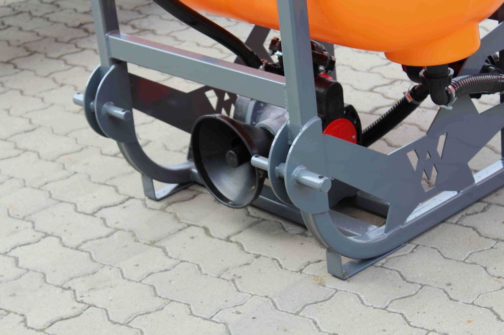 Обприскувач VINMET ВІД 200 л оприскувач навісний для трактора ВІНМЕТ