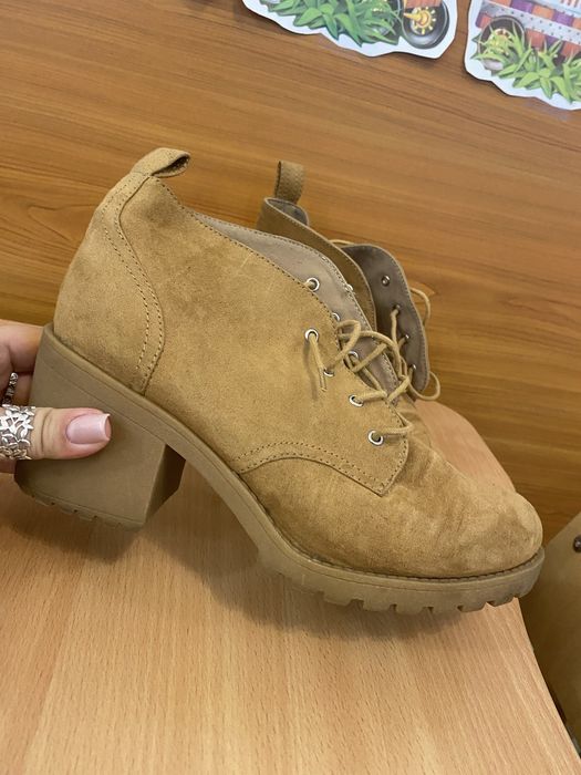 Взуття жіноче, 39, ботинки осінні демісезон