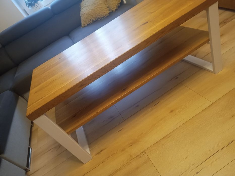 Dębowy stolik kawowy loft