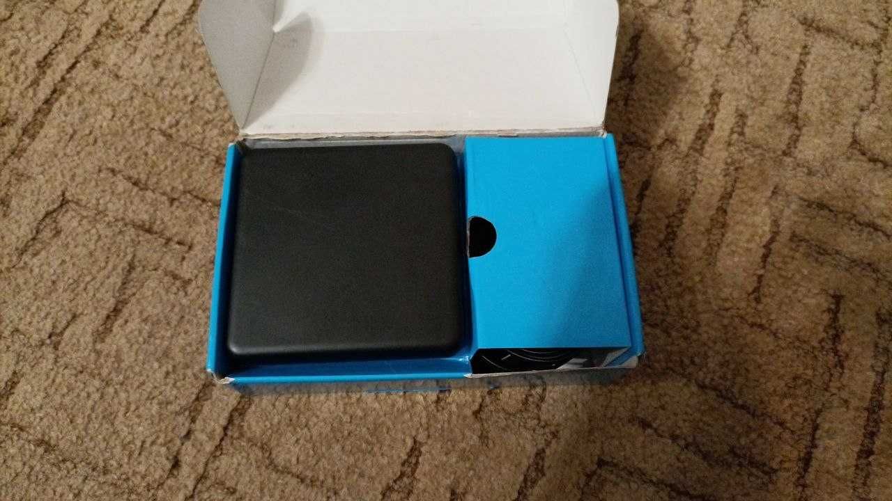 Смарт-приставка iNeXT TV3.