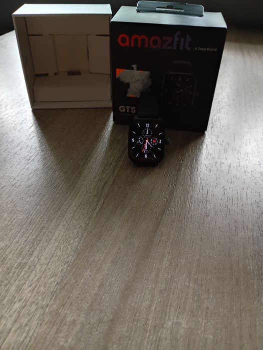 Smartwatch Amazfit GTS 4