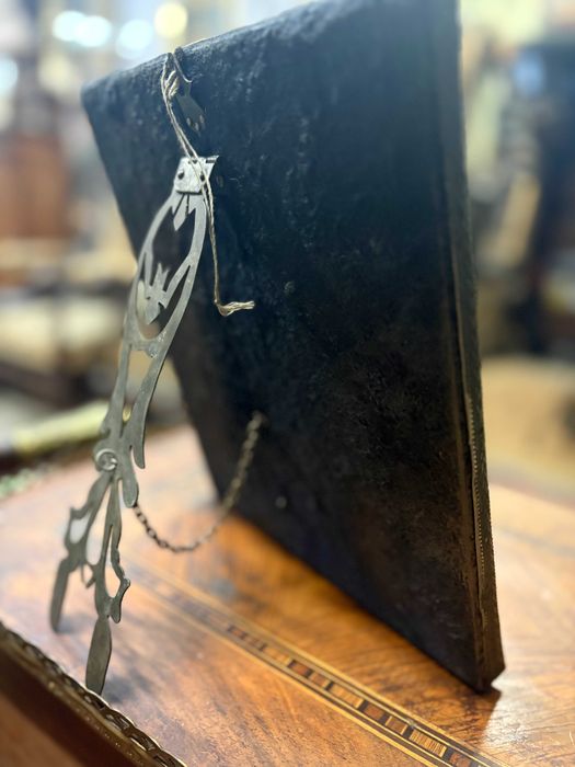 Przedwojenne lusterko