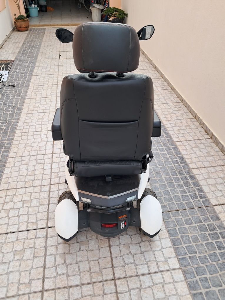 Scooter de mobilidade reduzida