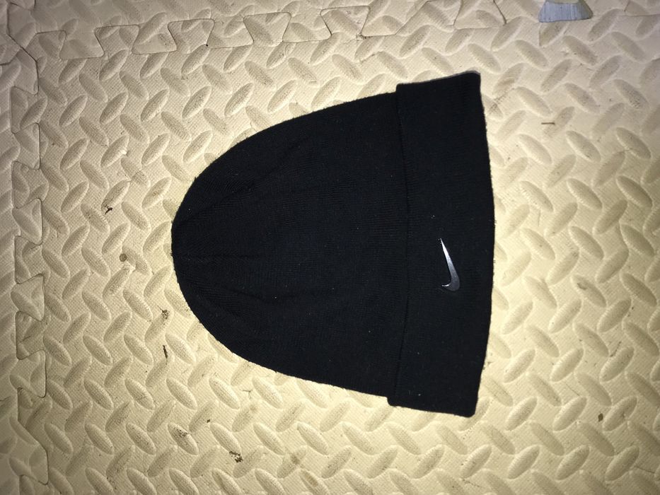 Шапка nike оригінал чорна унісекс 55-60 см
