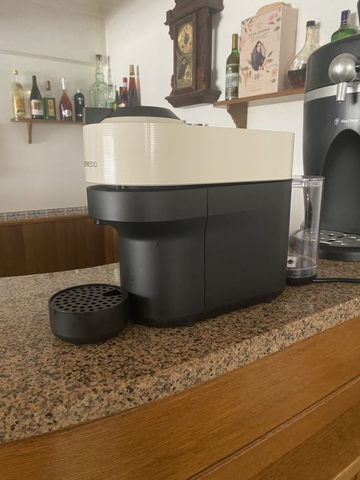 Maquina de cafe nespresso vertuo