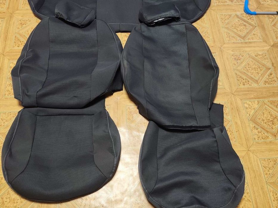 Автомобильны чехлы Opel Astra