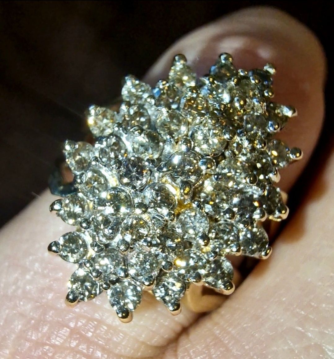 Aż 2.25 carat Cudowny Pierścionek brylanty Szampańskie Diamenty Złoto