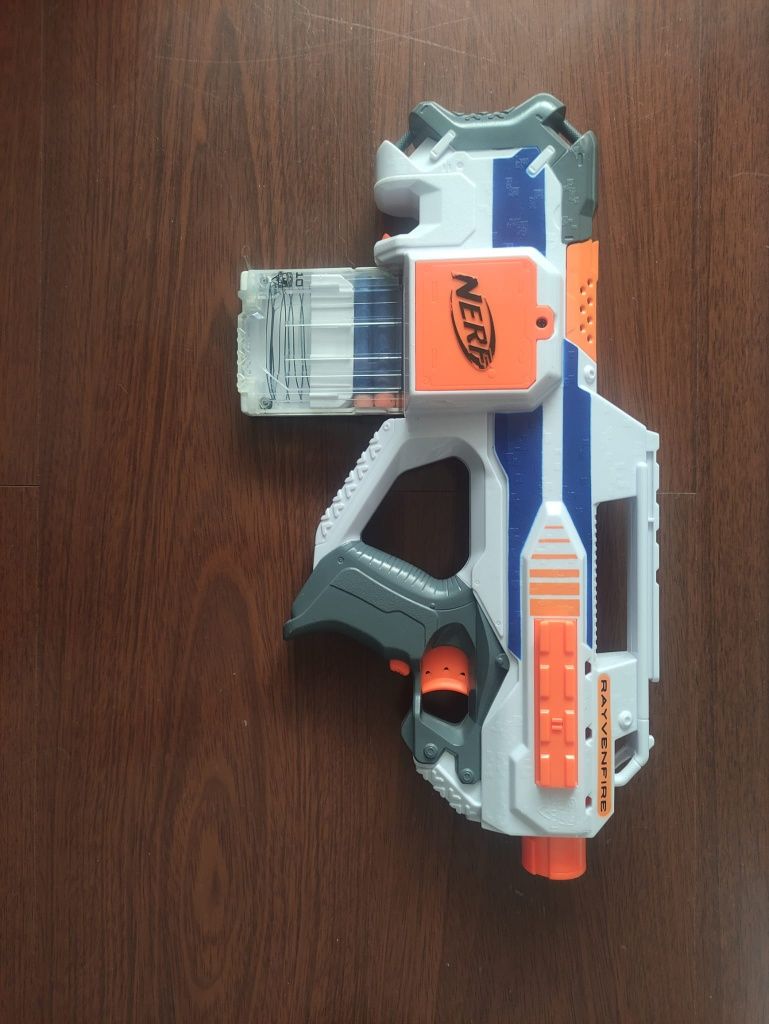 Nerf Elite Ravenfire