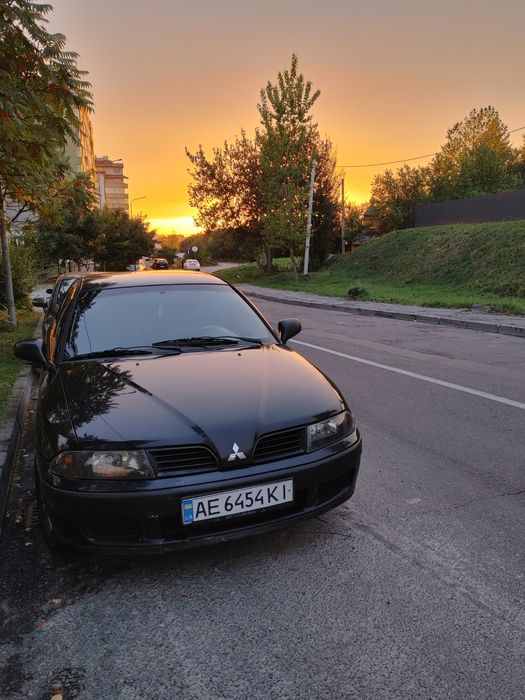 Mitsubishi Carisma 1.6 2002р