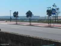 Moradia em Esposende, em frente marginal, vista rio e mar