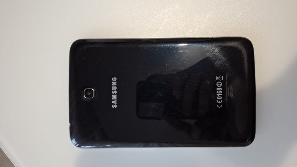 Планшет Samsung Galaxy Tab 3 7.0 SM-T210