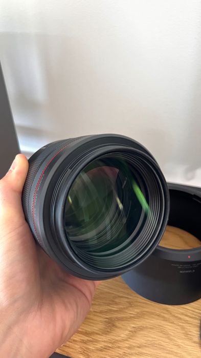 Canon RF 85mm f/1.2L USM + Filtro Hoya Protetor