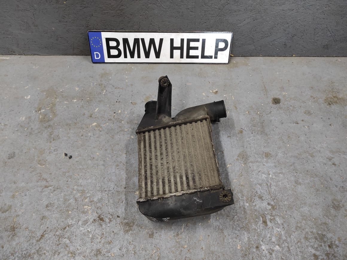 Радиатор интеркулера БМВ Е39 М51 D25 tds 2246031 Разборка BMW HELP