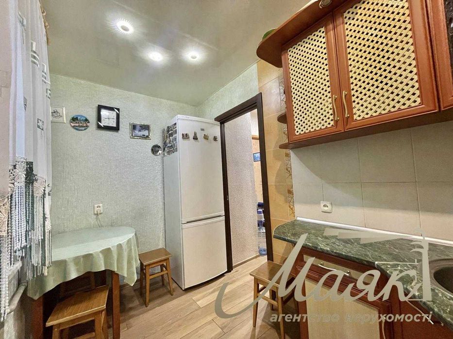 1 кімн. по вул.Новокузнецька,20, 6/9