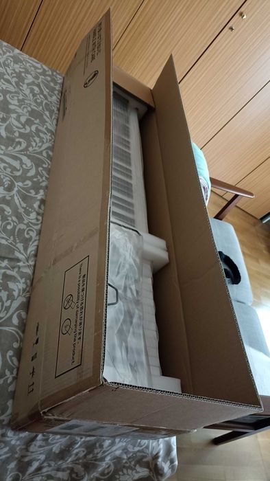 Korg Liano L1 Branco - Light Piano Sensitive 88 Keys (caixa original)