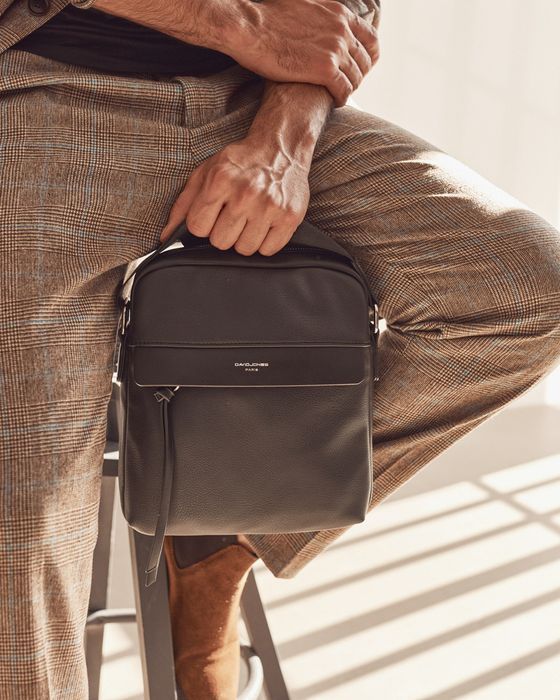 Miejska torba męska z kieszeniami - David Jones