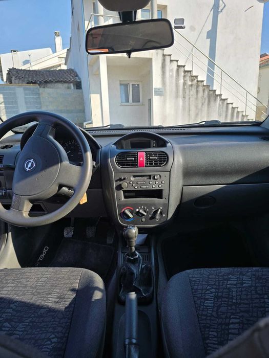 Opel Corsa 1.7 bom estado