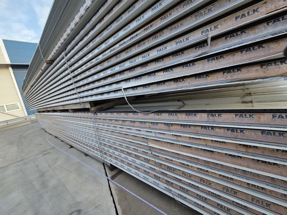 Płyta warstwowa dachowa PIR gr 60 mm dł 10.30m 498.5m2