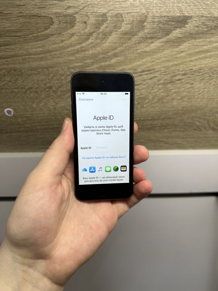 Apple iPod touch ( 6-го покоління) 16Gb