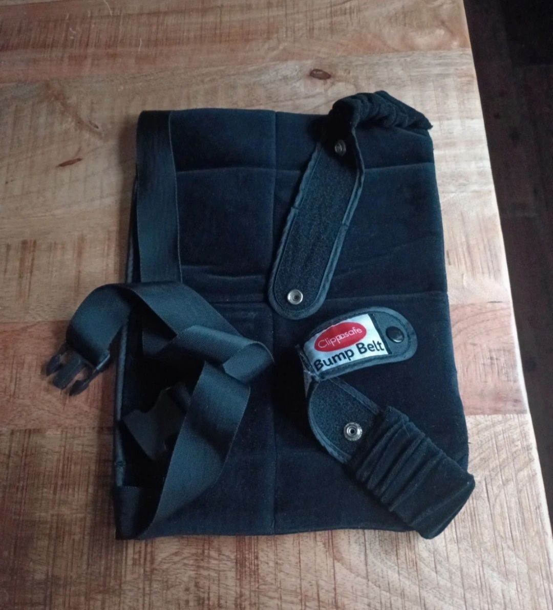 Adapter do pasów bezpieczeństwa w aucie