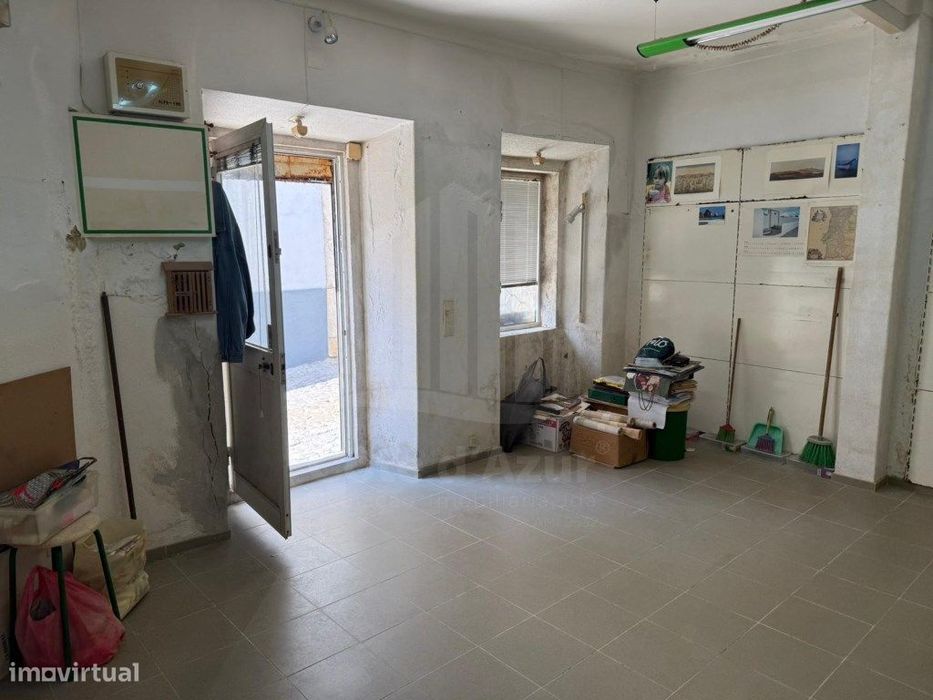 Loja para venda no centro da Vila de Sesimbra