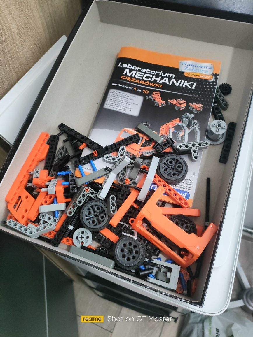Klocki LEGO mechanika