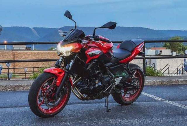 Kawasaki Z650 Edycja Limitowana Firecracker 2022 przeb. ~4300 km ŁÓDŹ