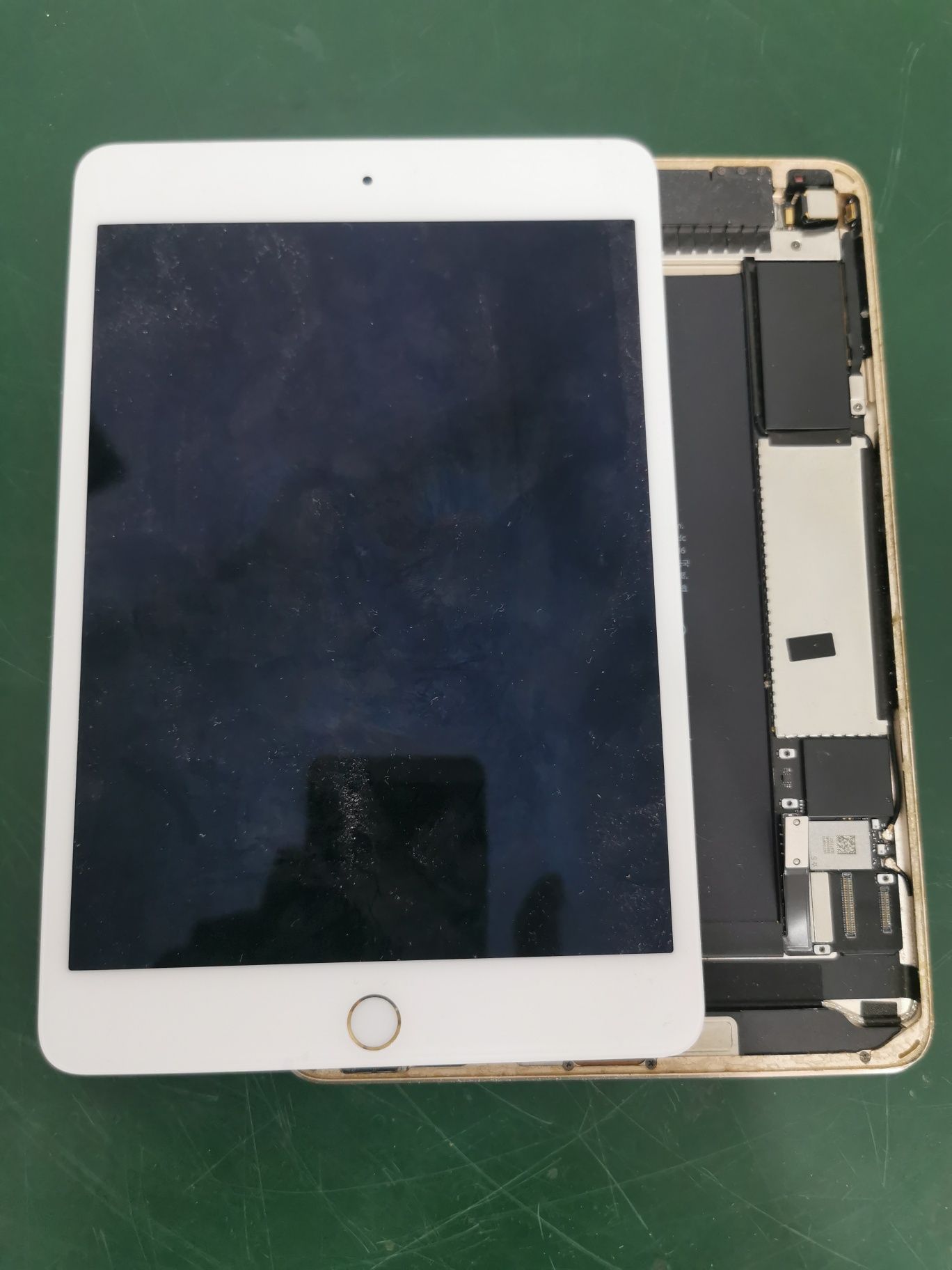 Ipad mini 4a geração 2015 avariado